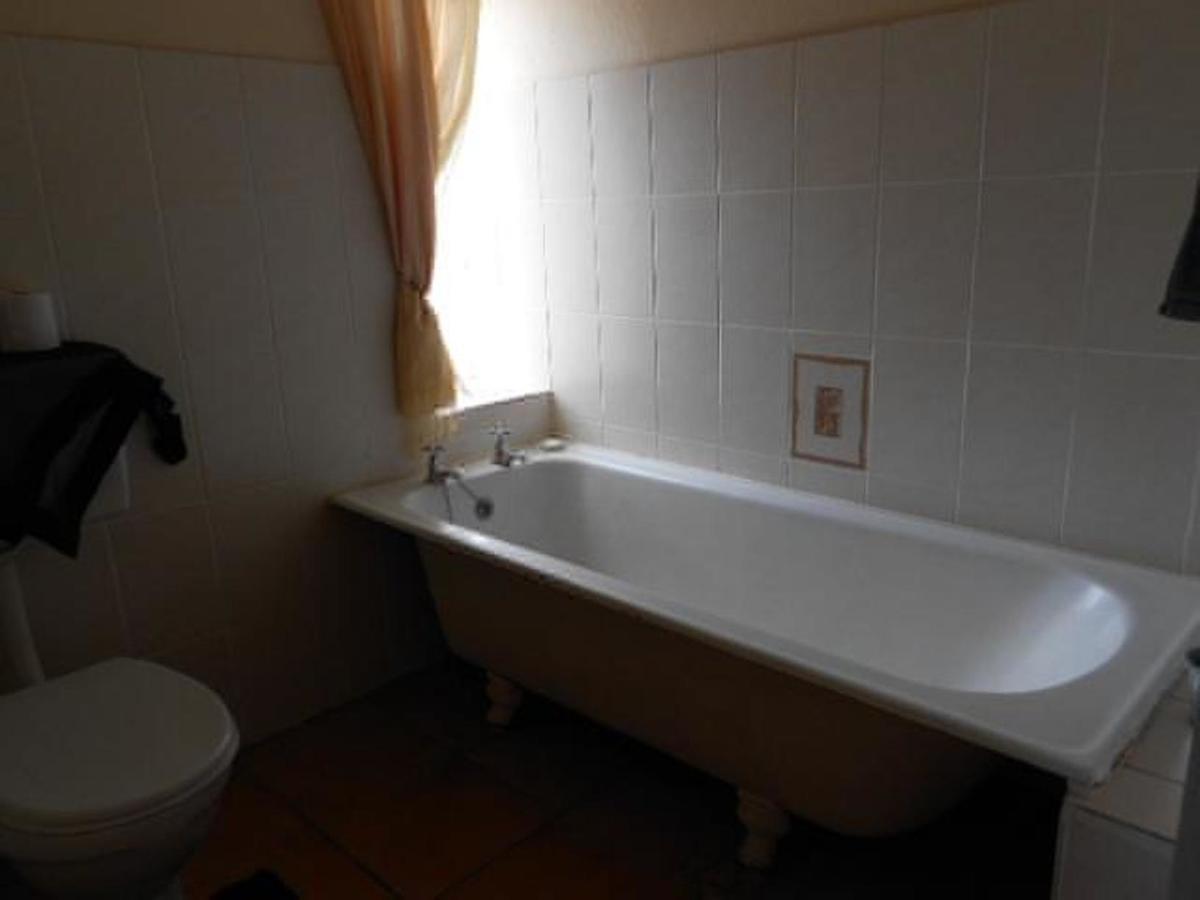 Sutherland Guest House Экстерьер фото