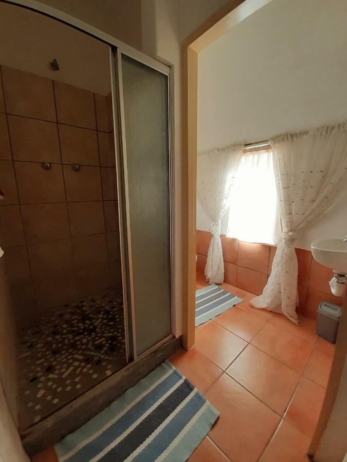 Sutherland Guest House Экстерьер фото